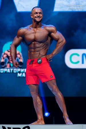 MEN'S PHYSIQUE 179